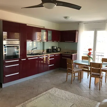 Apartment Villamarina Souterrain